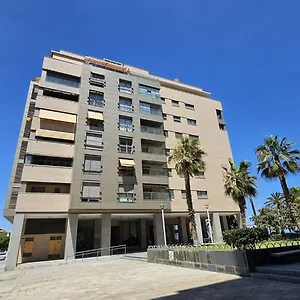 D&r Penthouse On The Beach Apartment