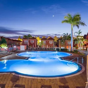 https://villa-del-duque-with-amazing-pool.tenerifehoteles.net